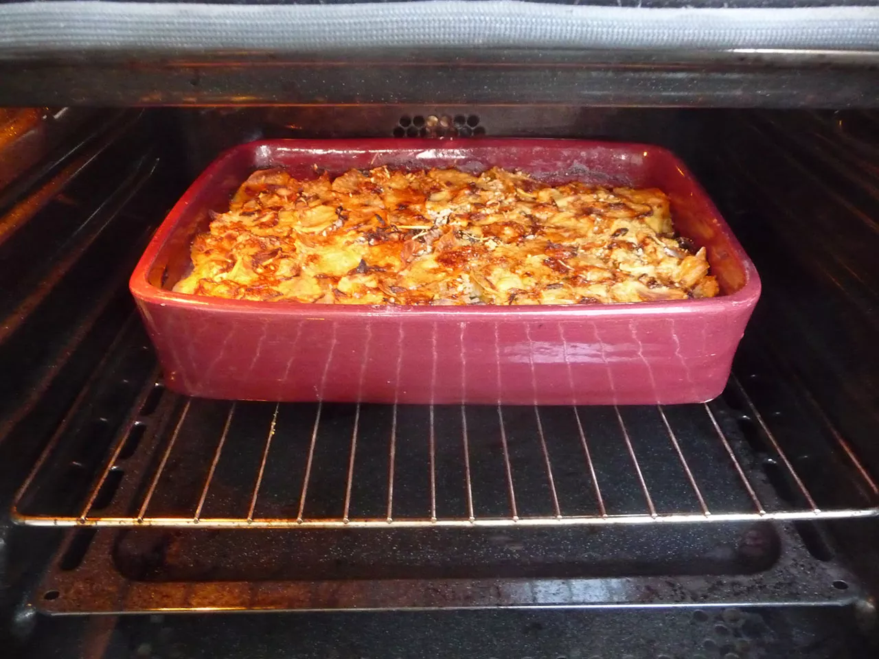 Menu italien traditionnel avec antipasto primo secondo dolce